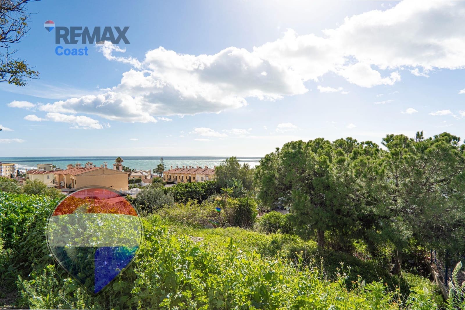 3 makuuhuone Asunto myytävänä paikassa La Cala del Moral mukana uima-altaan - 305 000 € (Ref: 9601203)