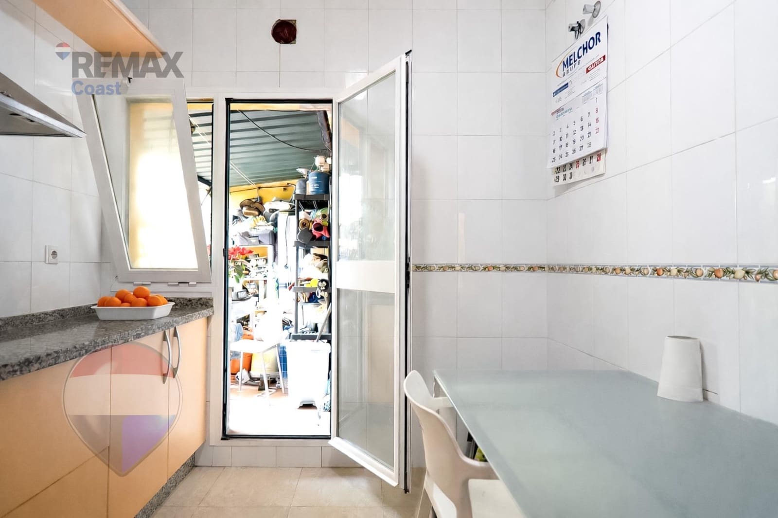 Piso de 3 habitaciones en Cártama en venta con garaje - 299.000 € (Ref: 9619441)