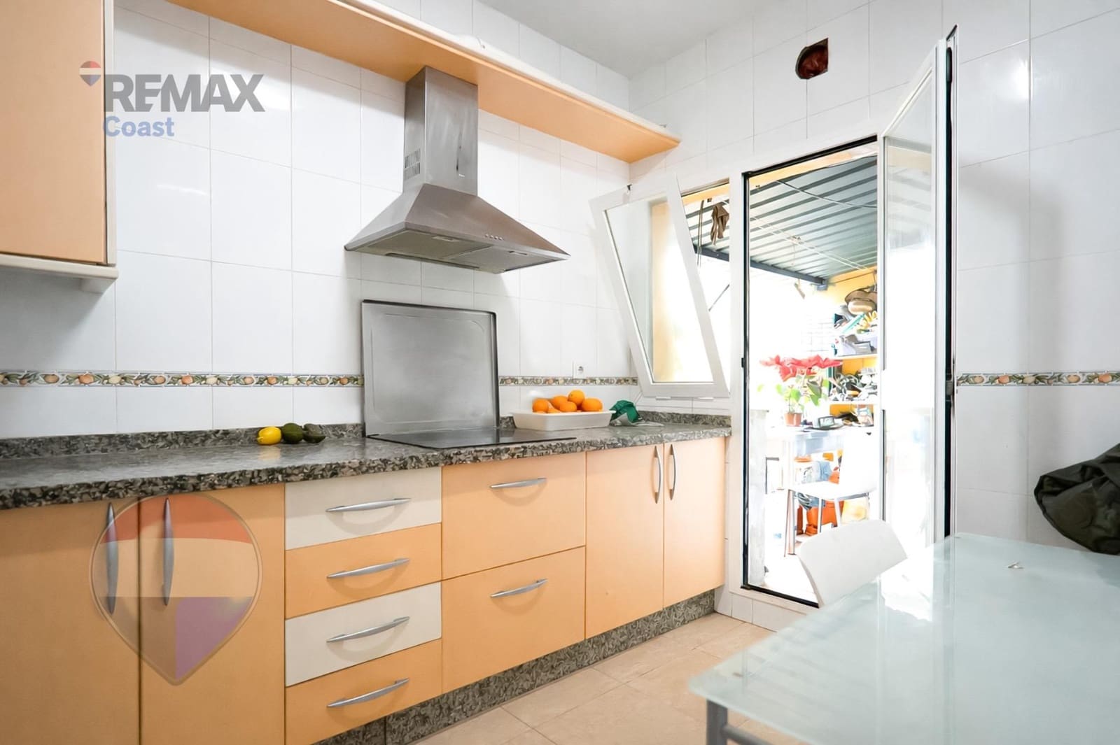 Piso de 3 habitaciones en Cártama en venta con garaje - 299.000 € (Ref: 9619441)