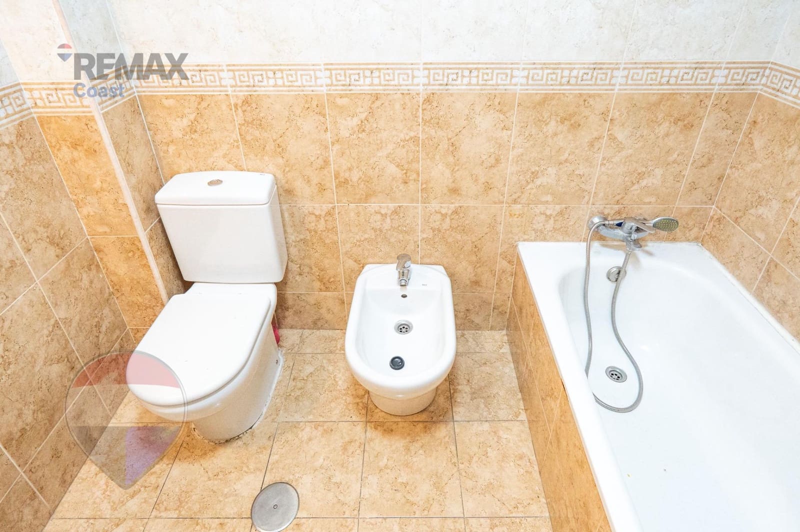 3 bedroom Flat for sale in Cartama with garage - € 288,000 (Ref: 9619441)