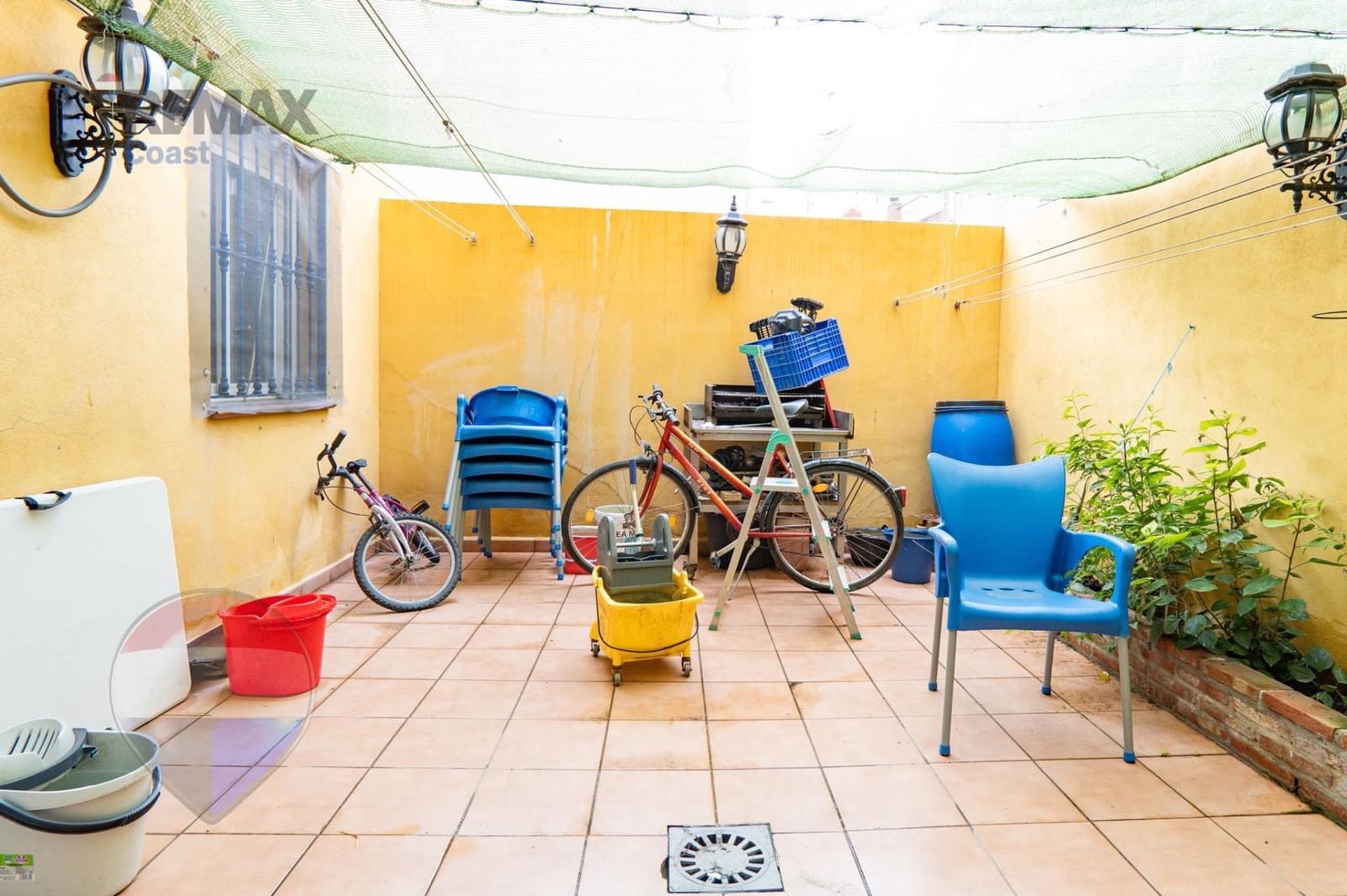 3 bedroom Flat for sale in Cartama with garage - € 288,000 (Ref: 9619441)