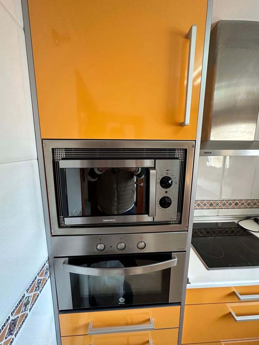 2 soveværelse Penthouse til leje i Malaga by - € 1.250 (Ref: 9625856)