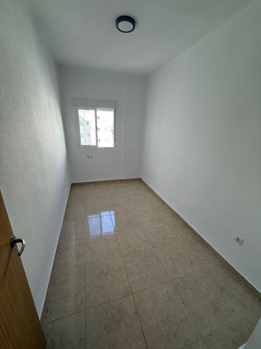 3 makuuhuone Asunto vuokrattavana paikassa Malaga kaupunki - 1 200 € (Ref: 9627739)