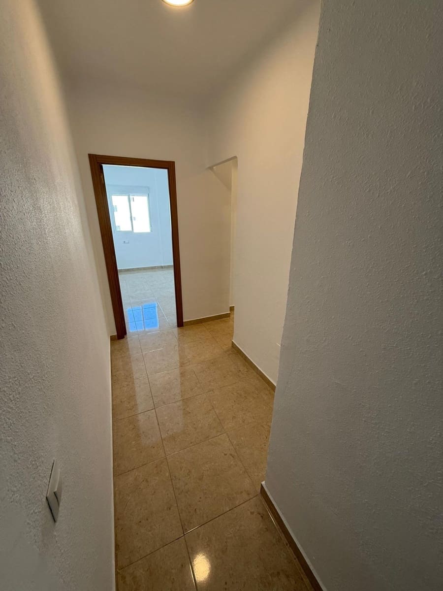 3 makuuhuone Asunto vuokrattavana paikassa Malaga kaupunki - 1 200 € (Ref: 9627739)