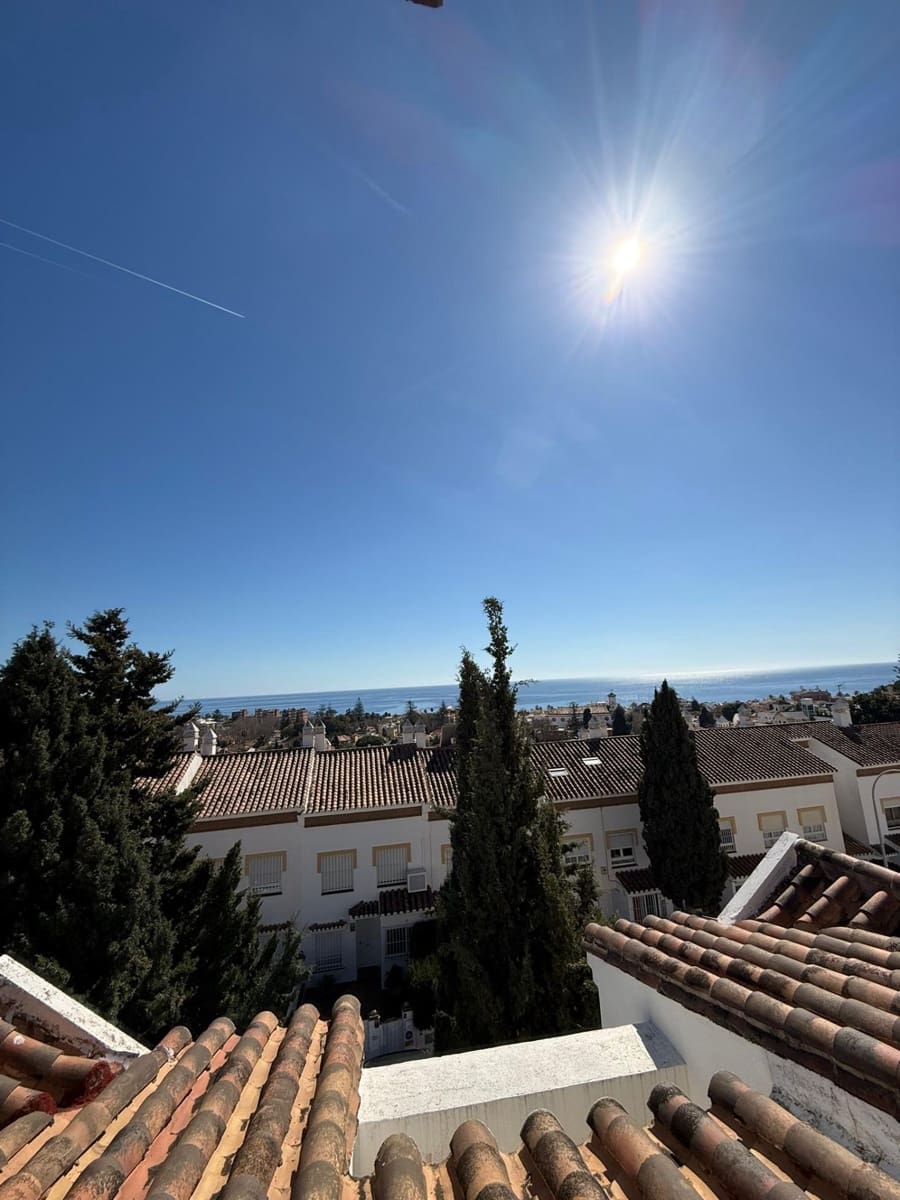 6 makuuhuone Rivitalo vuokrattavana paikassa Malaga kaupunki mukana uima-altaan 
autotalli - 2 000 € (Ref: 9627740)