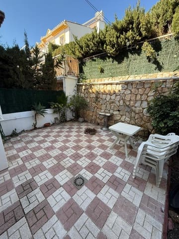 6 makuuhuone Rivitalo vuokrattavana paikassa Pedregalejo, Málaga kaupunki mukana uima-altaan 
autotalli - 2 000 € (Ref: 9627740)