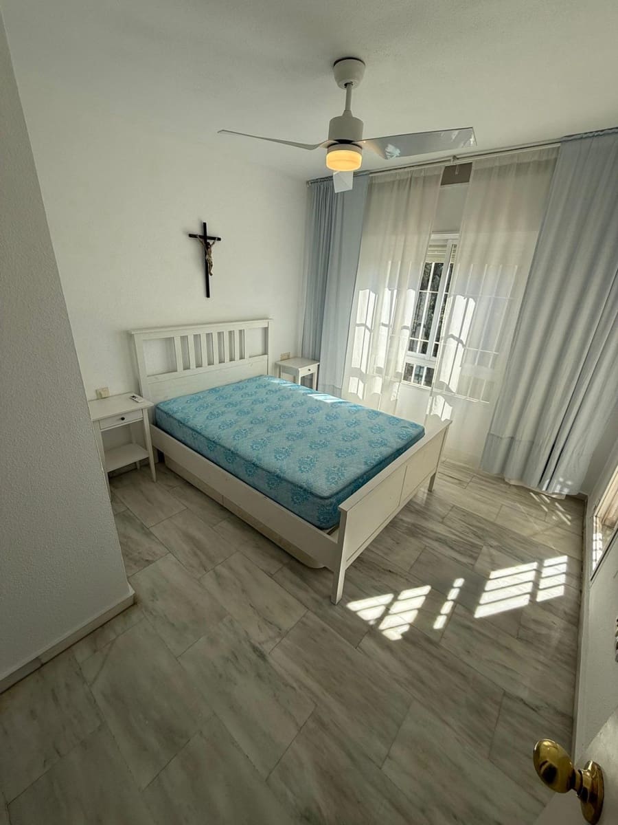 6 makuuhuone Rivitalo vuokrattavana paikassa Malaga kaupunki mukana uima-altaan 
autotalli - 2 000 € (Ref: 9627740)