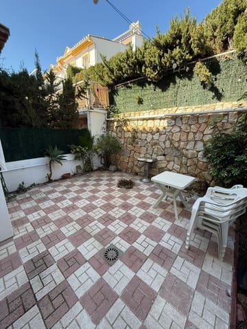 6 makuuhuone Rivitalo vuokrattavana paikassa Pedregalejo, Málaga kaupunki mukana uima-altaan 
autotalli - 2 000 € (Ref: 9627740)