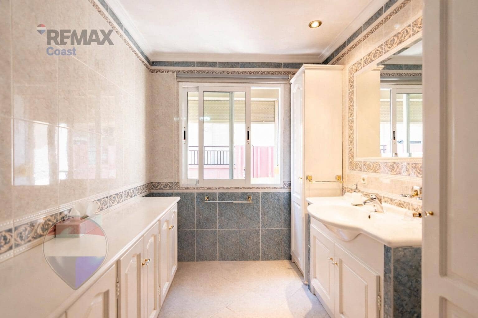 2 sovrum Lägenhet till salu i Fuengirola med garage - 490 000 € (Ref: 9630218)