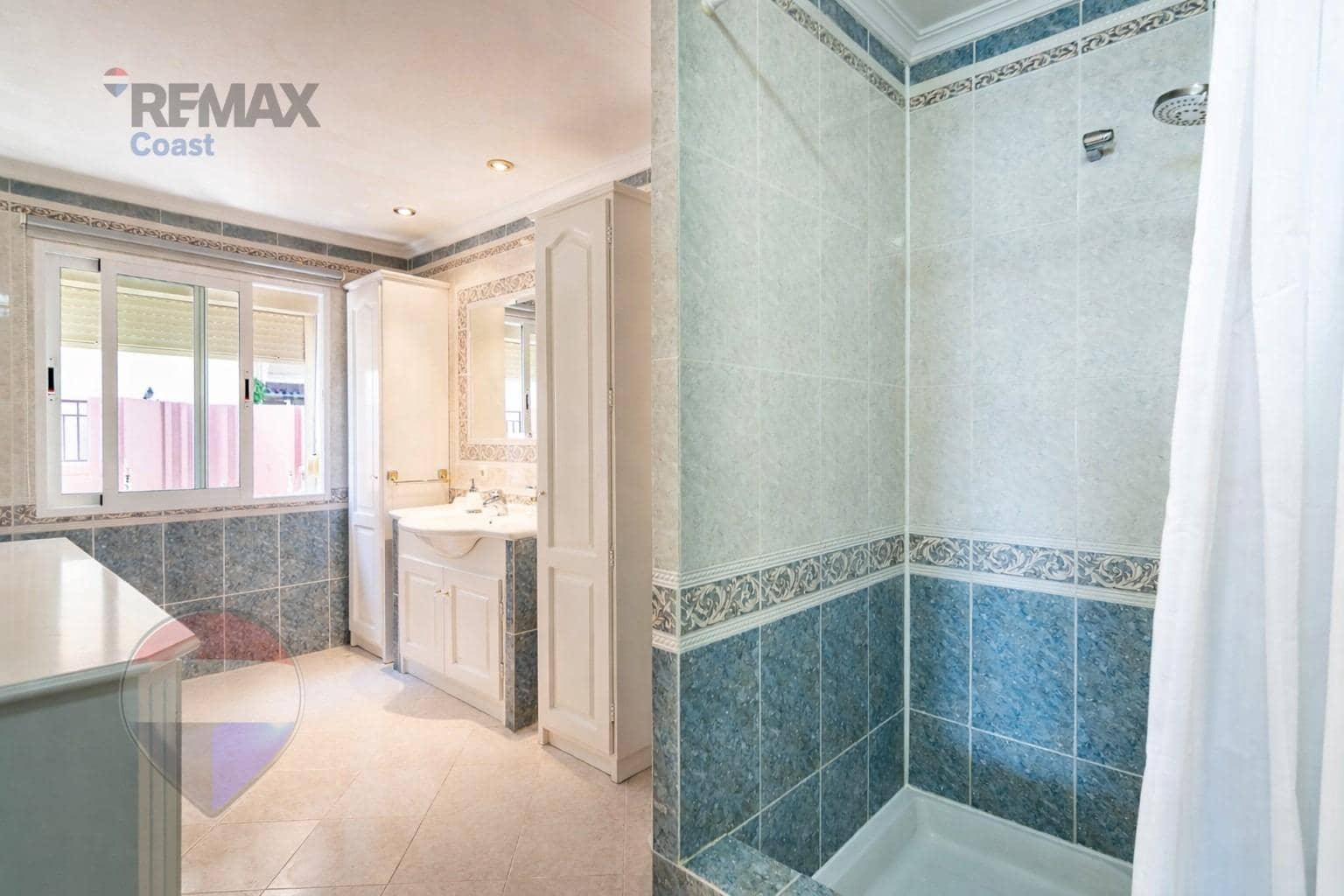 2 sovrum Lägenhet till salu i Fuengirola med garage - 490 000 € (Ref: 9630218)