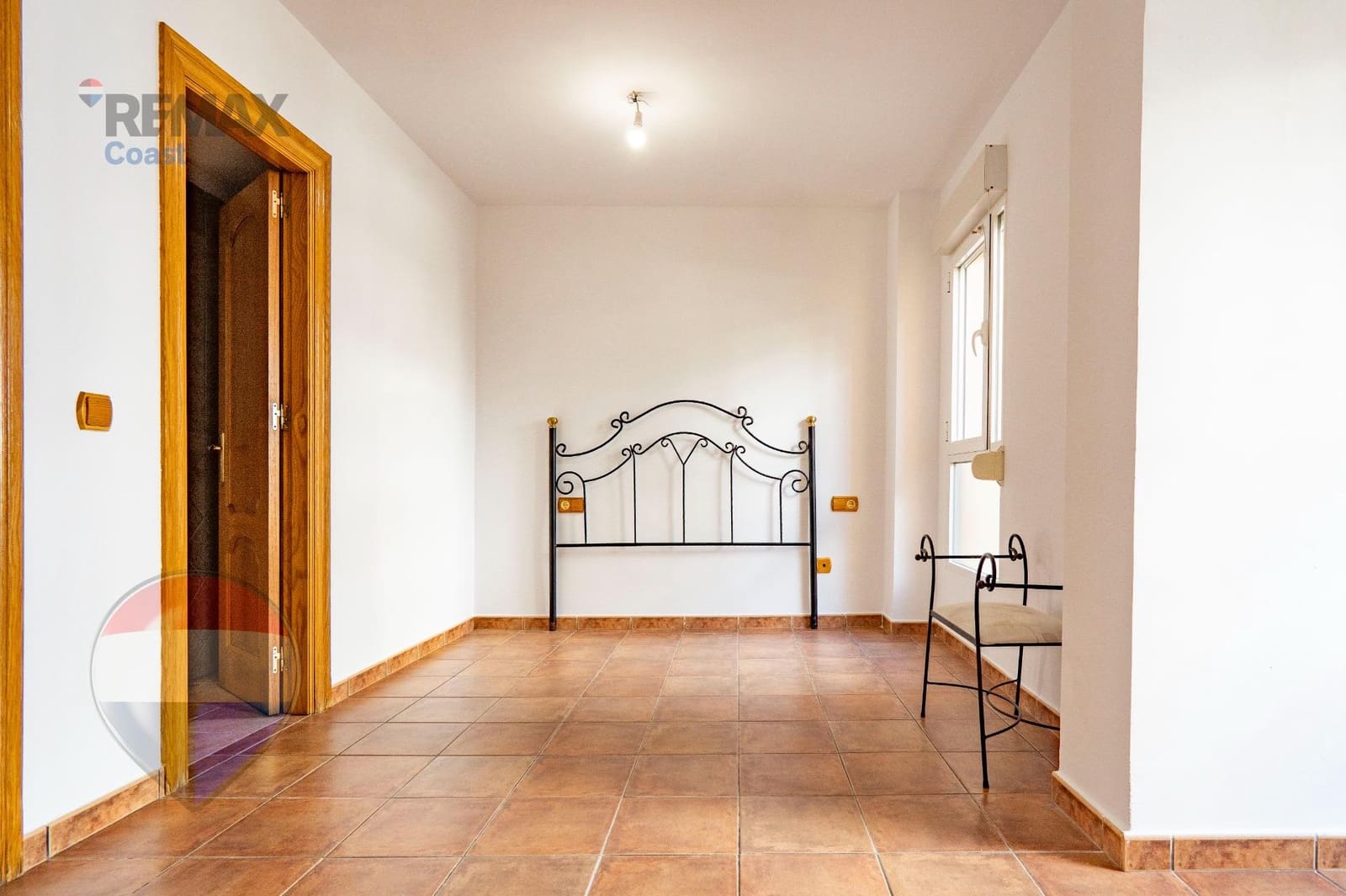 3 bedroom Flat for sale in Malaga city - € 405,000 (Ref: 9637743)