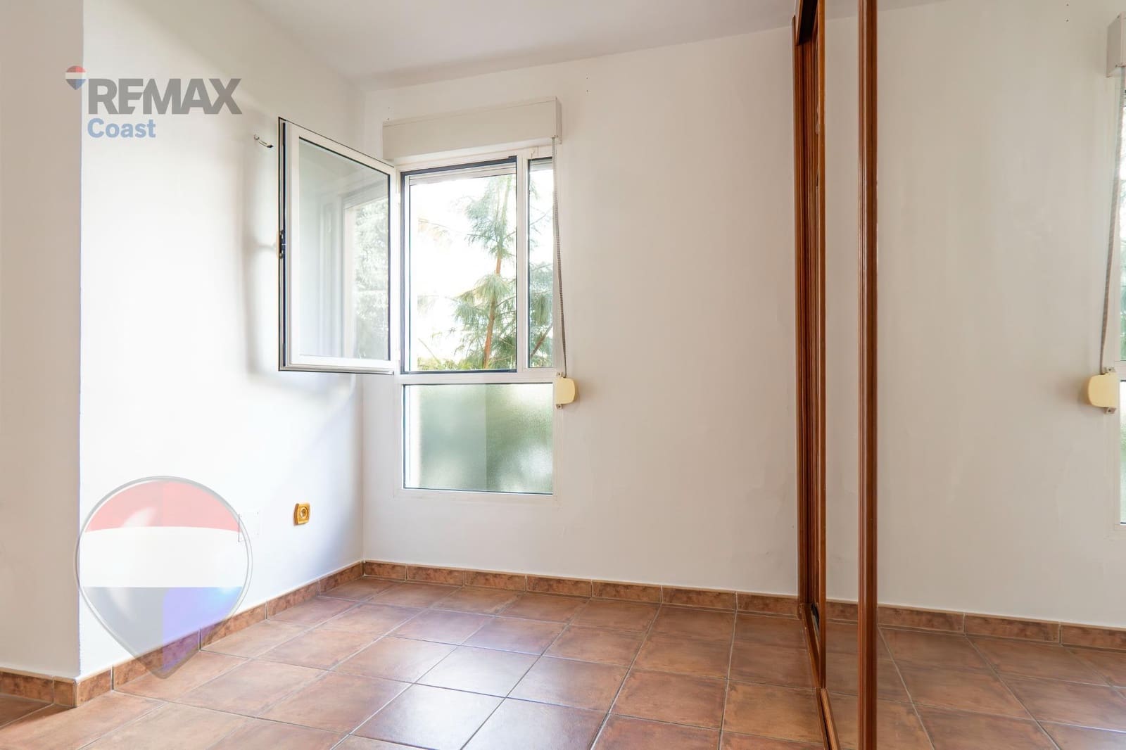 3 bedroom Flat for sale in Malaga city - € 405,000 (Ref: 9637743)
