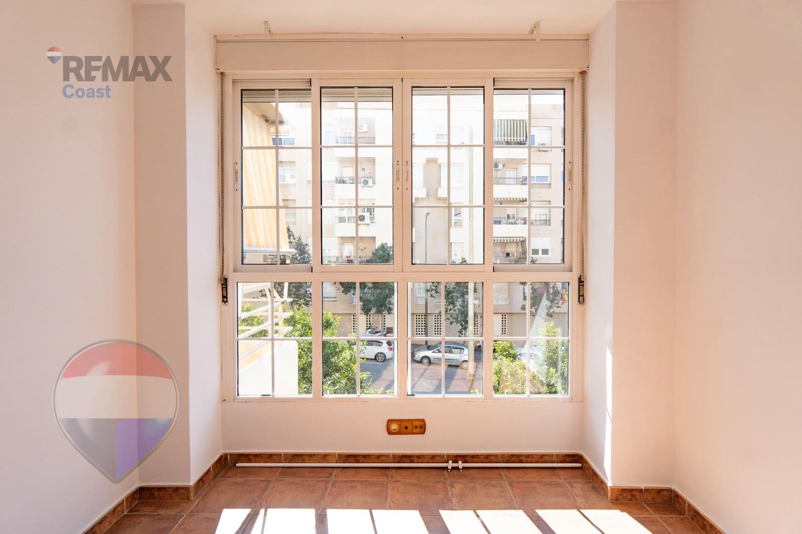 3 bedroom Flat for sale in Malaga city - € 405,000 (Ref: 9637743)