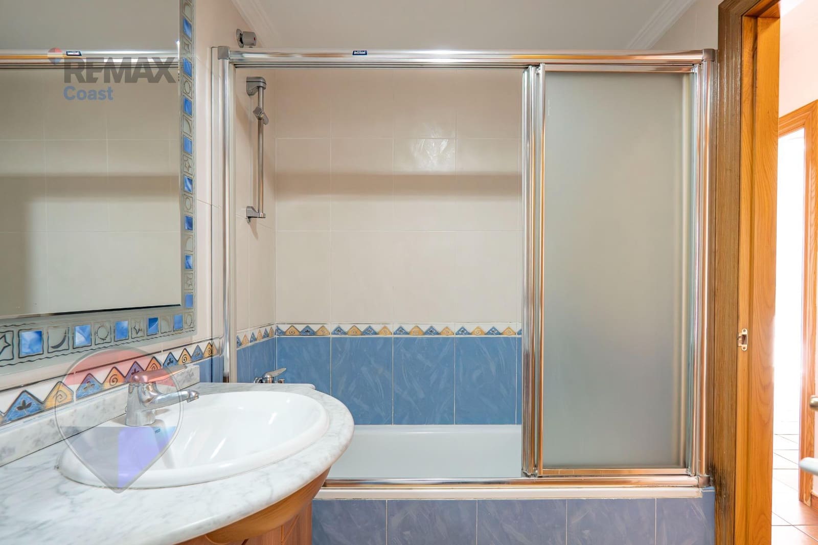 3 bedroom Flat for sale in Malaga city - € 405,000 (Ref: 9637743)