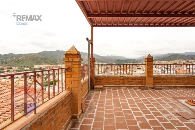 3 chambre Maison de Ville à vendre à Ciudad Jardín, Malaga ville - 266 000 € (Ref: 9679964)