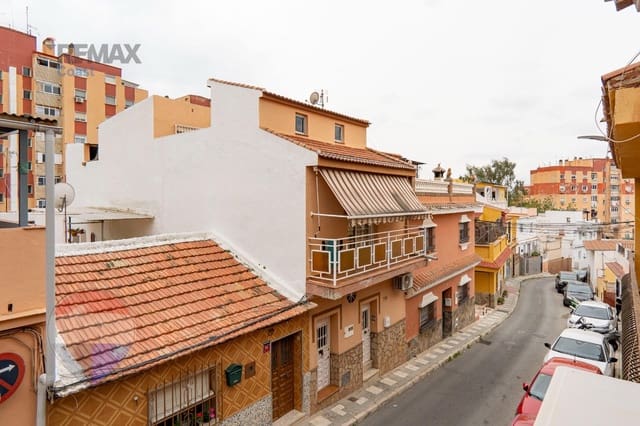 3 chambre Maison de Ville à vendre à Ciudad Jardín, Malaga ville - 266 000 € (Ref: 9679964)