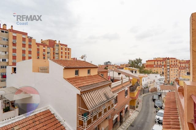 3 sovrum Hus till salu i Ciudad Jardín, Málaga stad - 256 000 € (Ref: 9679964)