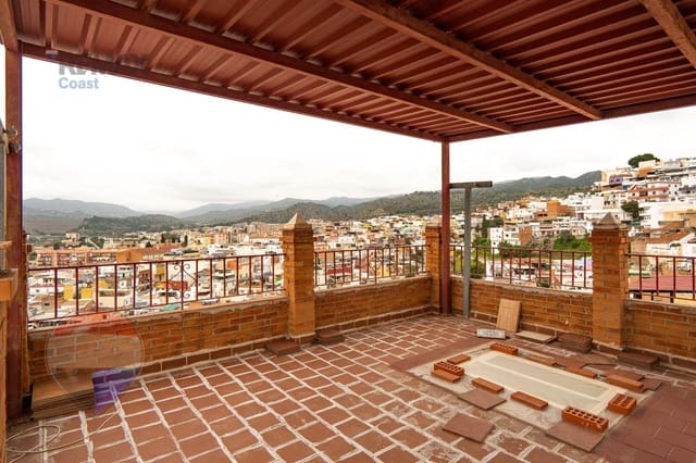 3 sovrum Hus till salu i Ciudad Jardín, Málaga stad - 256 000 € (Ref: 9679964)