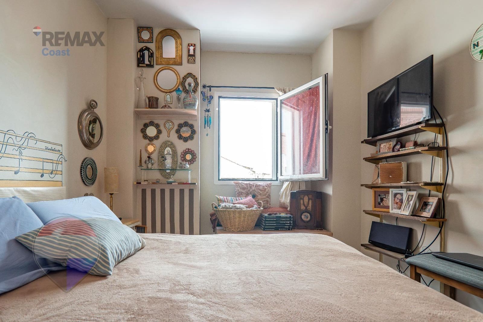 2 bedroom Flat for sale in Malaga city - € 289,000 (Ref: 9682621)