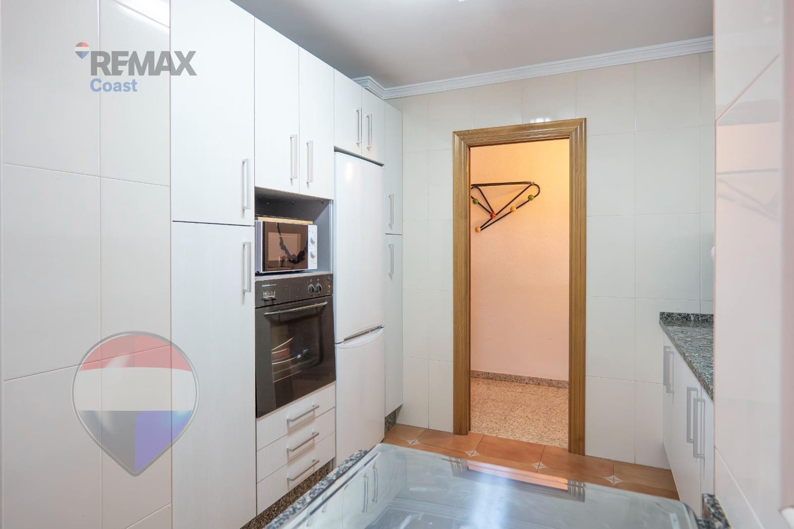 3 bedroom Flat for sale in Malaga city - € 295,000 (Ref: 9702080)