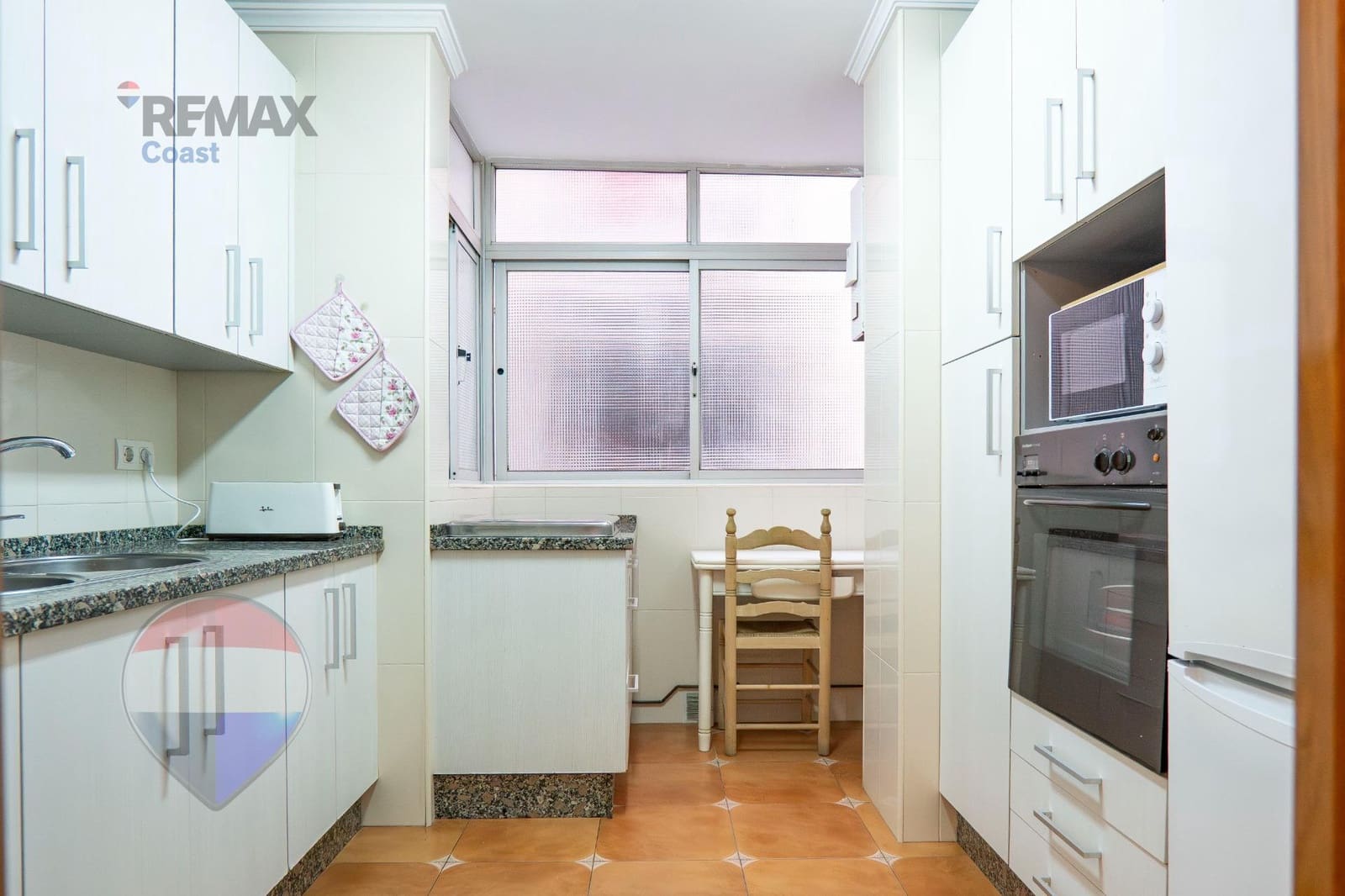 3 bedroom Flat for sale in Malaga city - € 295,000 (Ref: 9702080)