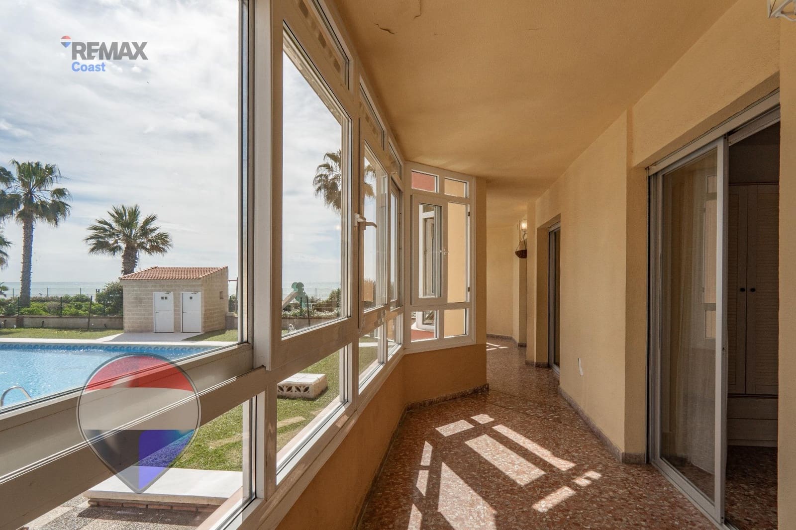 2 bedroom Flat for sale in Rincon de la Victoria with pool garage - € 385,000 (Ref: 9712118)
