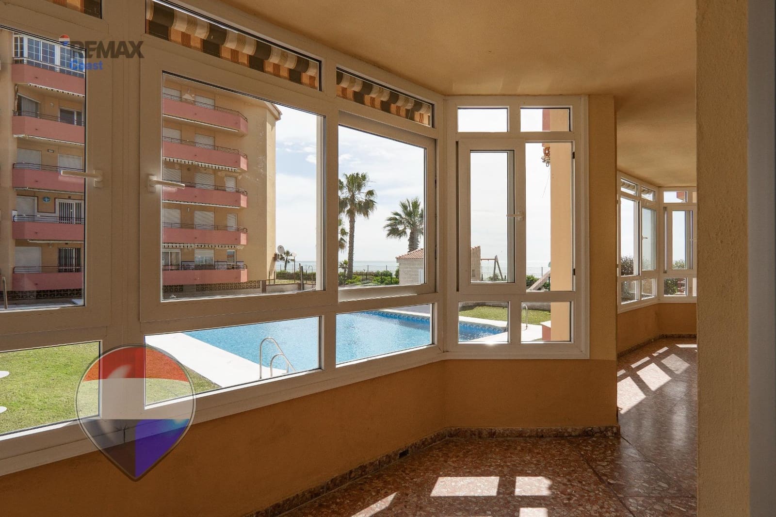 2 bedroom Flat for sale in Rincon de la Victoria with pool garage - € 385,000 (Ref: 9712118)