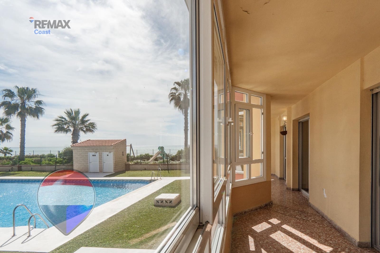 2 bedroom Flat for sale in Rincon de la Victoria with pool garage - € 385,000 (Ref: 9712118)