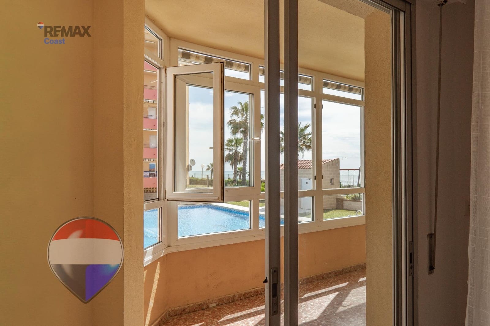 2 bedroom Flat for sale in Rincon de la Victoria with pool garage - € 385,000 (Ref: 9712118)