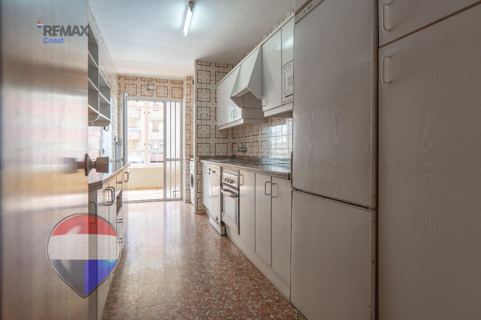 2 bedroom Flat for sale in Rincon de la Victoria with pool garage - € 385,000 (Ref: 9712118)
