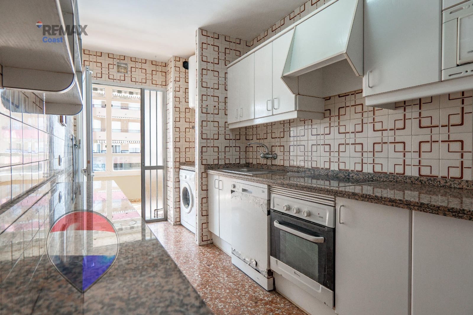 2 bedroom Flat for sale in Rincon de la Victoria with pool garage - € 385,000 (Ref: 9712118)