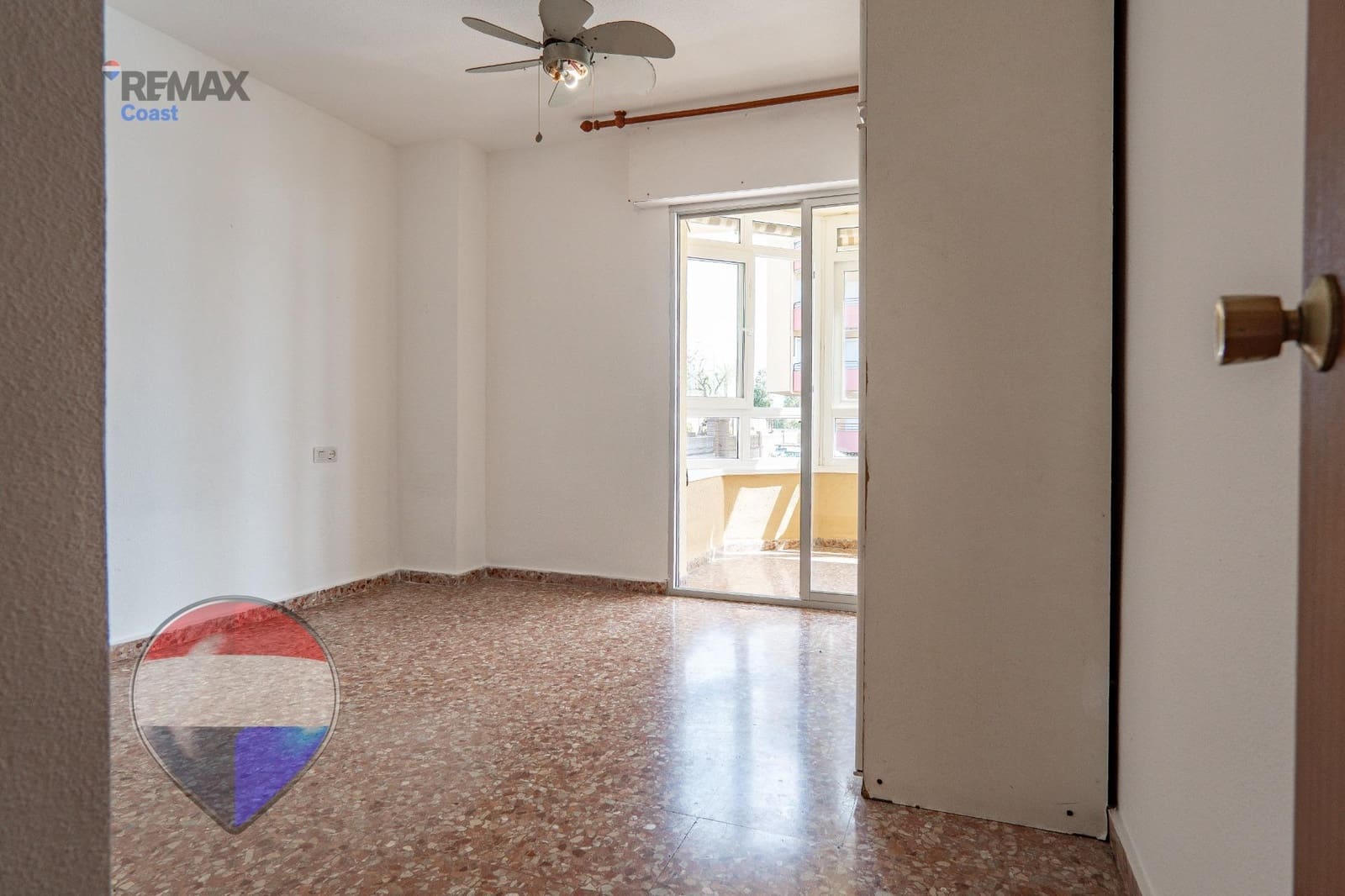2 bedroom Flat for sale in Rincon de la Victoria with pool garage - € 385,000 (Ref: 9712118)