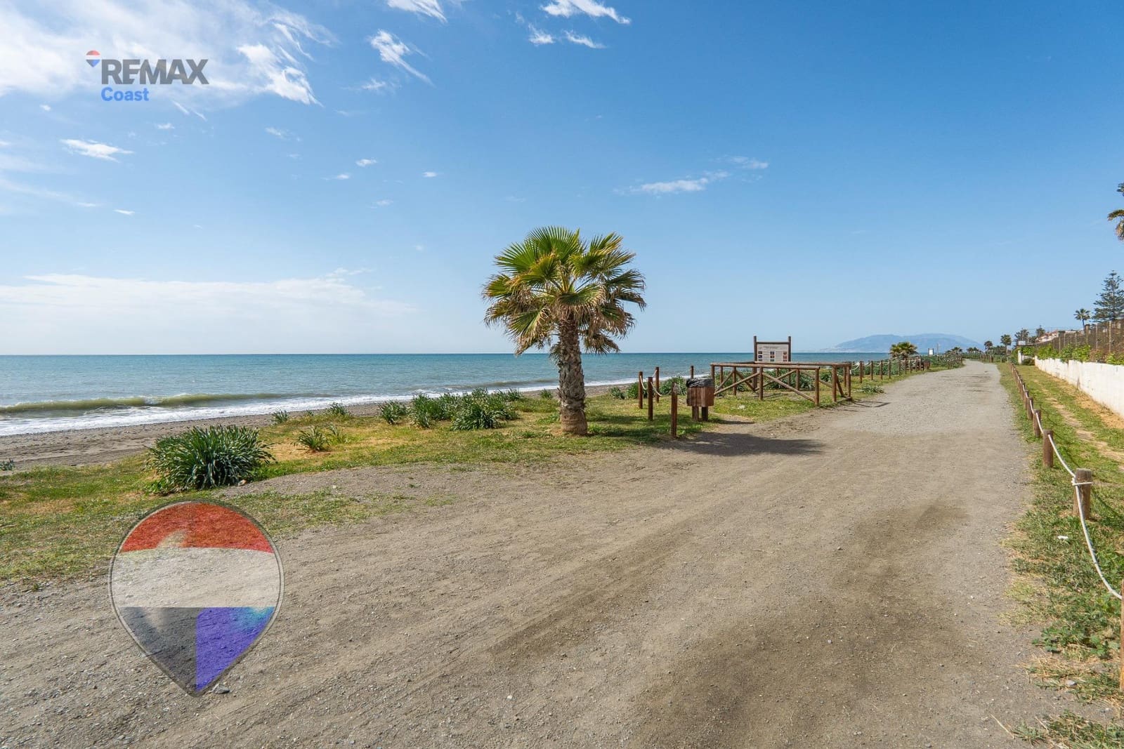 2 bedroom Flat for sale in Rincon de la Victoria with pool garage - € 385,000 (Ref: 9712118)