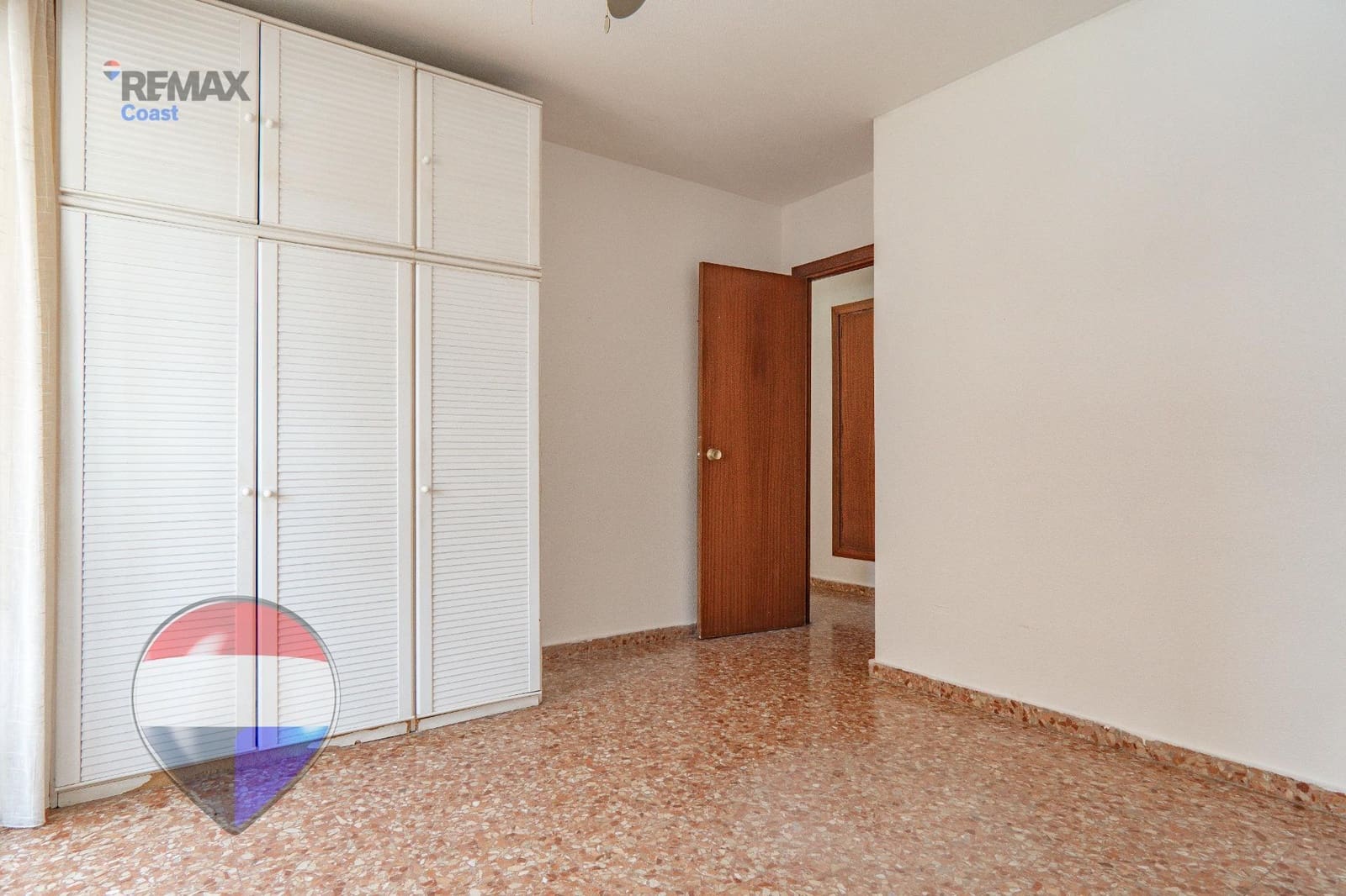 2 bedroom Flat for sale in Rincon de la Victoria with pool garage - € 385,000 (Ref: 9712118)