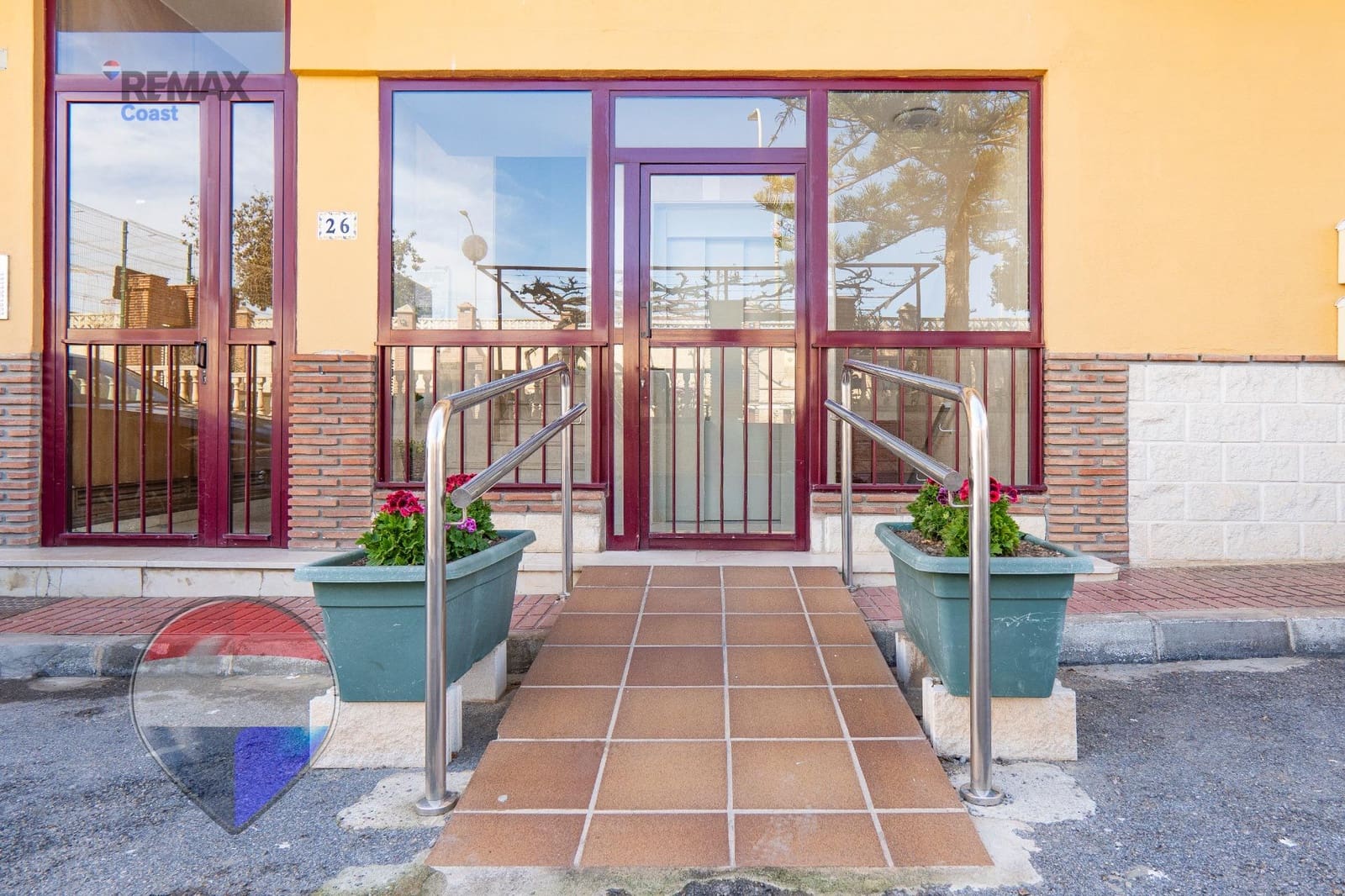 2 bedroom Flat for sale in Rincon de la Victoria with pool garage - € 385,000 (Ref: 9712118)