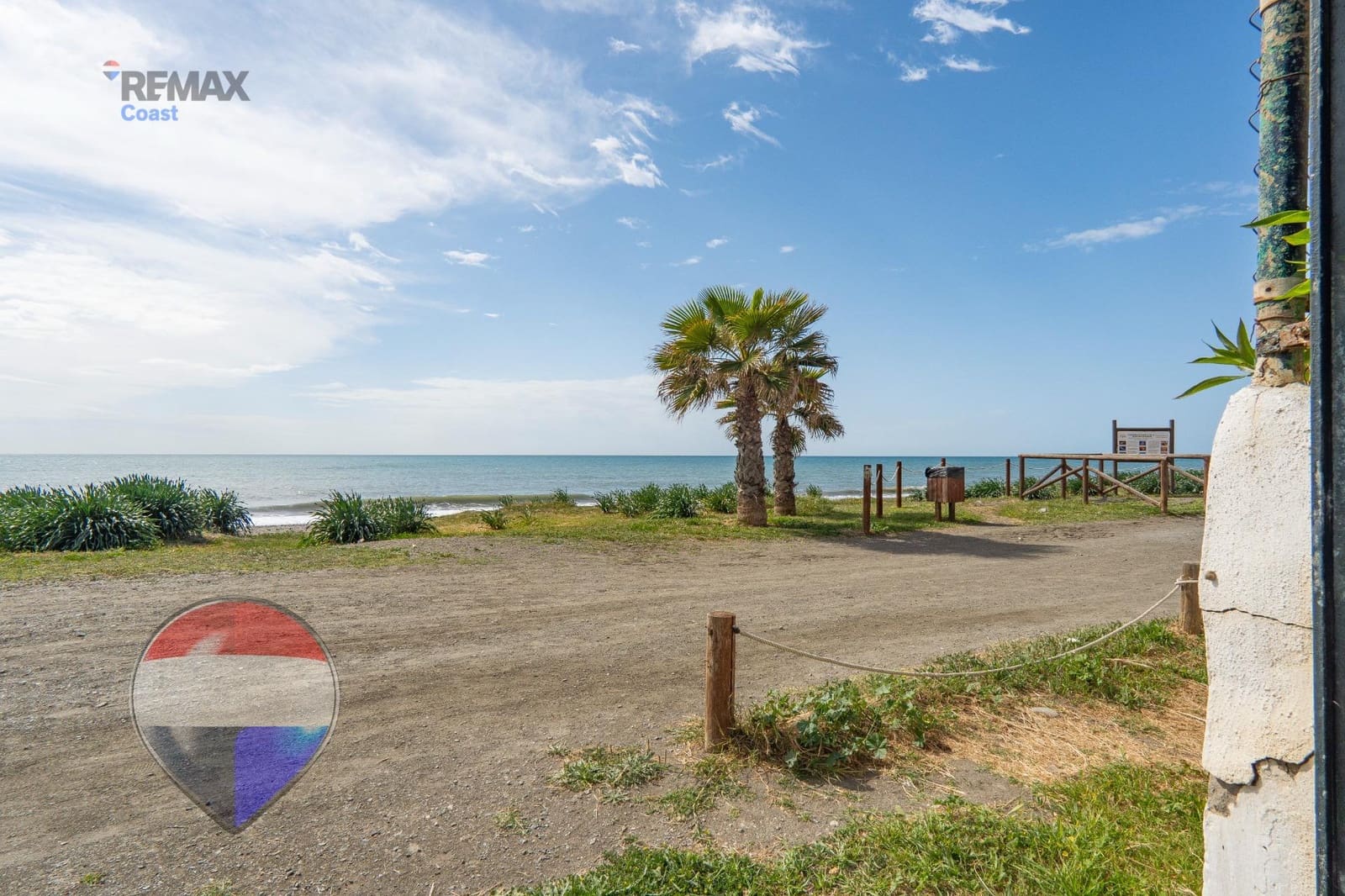 2 bedroom Flat for sale in Rincon de la Victoria with pool garage - € 385,000 (Ref: 9712118)