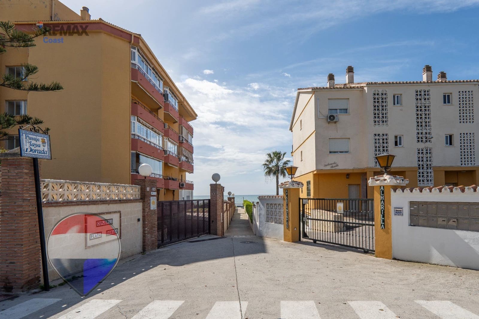 2 bedroom Flat for sale in Rincon de la Victoria with pool garage - € 385,000 (Ref: 9712118)