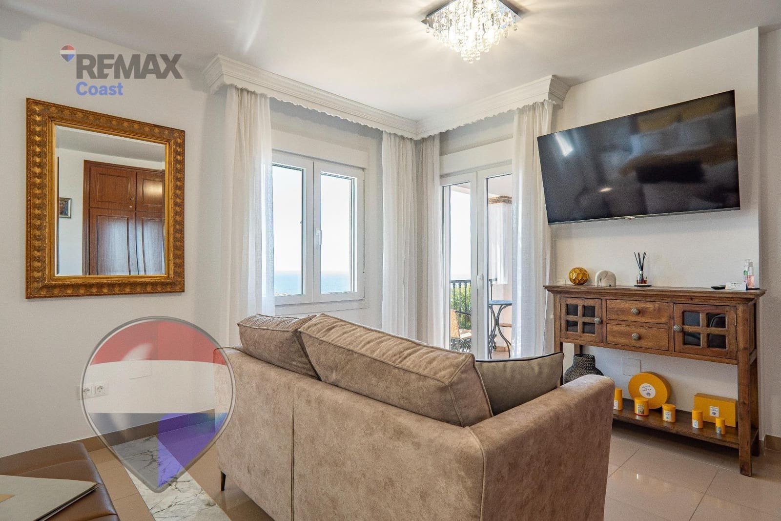 7 chambre Villa/Maison à vendre à La Cala del Moral avec piscine garage - 1 395 000 € (Ref: 9715057)