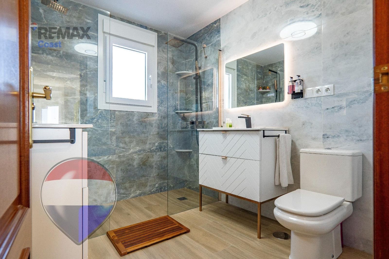 7 chambre Villa/Maison à vendre à La Cala del Moral avec piscine garage - 1 395 000 € (Ref: 9715057)