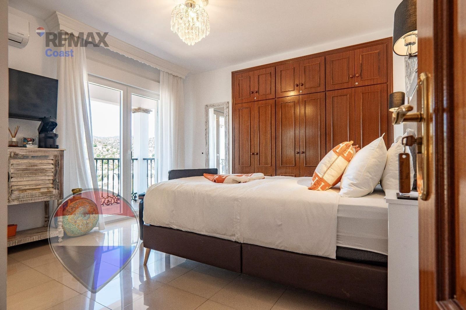 7 chambre Villa/Maison à vendre à La Cala del Moral avec piscine garage - 1 395 000 € (Ref: 9715057)