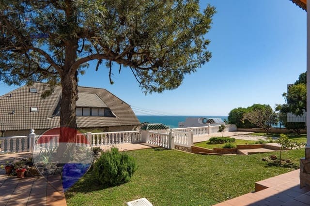 Chalet de 7 habitaciones en La Cala del Moral, Rincón de la Victoria en venta con piscina garaje - 1.395.000 € (Ref: 9715057)