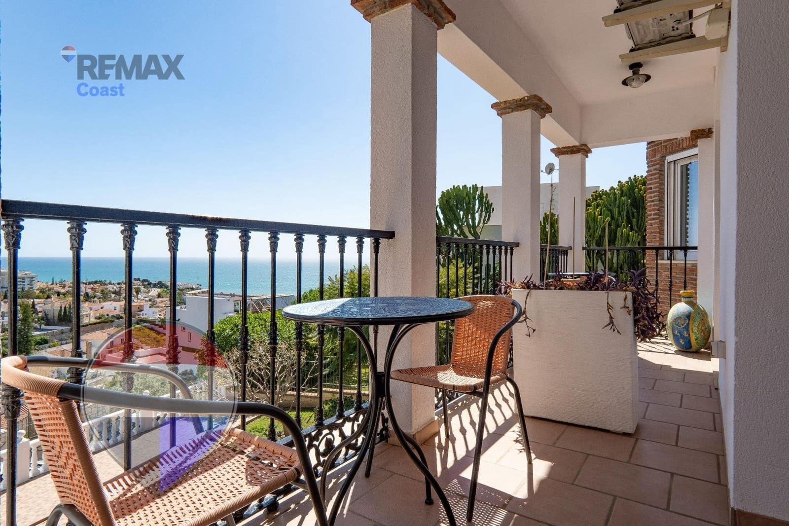 7 chambre Villa/Maison à vendre à La Cala del Moral avec piscine garage - 1 395 000 € (Ref: 9715057)