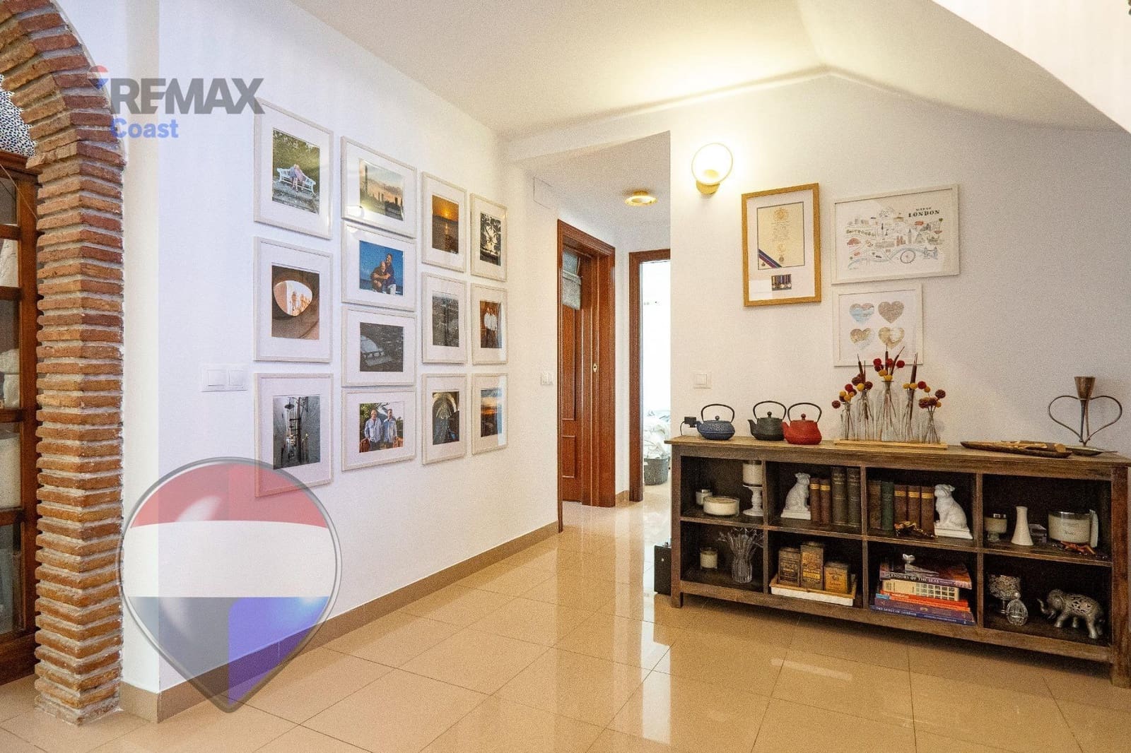 7 chambre Villa/Maison à vendre à La Cala del Moral avec piscine garage - 1 395 000 € (Ref: 9715057)