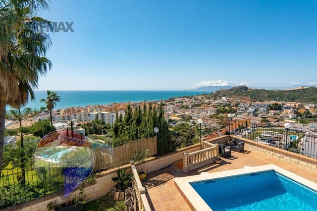7 bedroom Villa for sale in La Cala del Moral, Rincón de la Victoria with pool garage - € 1,395,000 (Ref: 9715057)