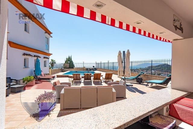 7 bedroom Villa for sale in La Cala del Moral, Rincón de la Victoria with pool garage - € 1,395,000 (Ref: 9715057)