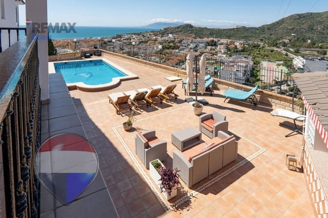 7 bedroom Villa for sale in La Cala del Moral, Rincón de la Victoria with pool garage - € 1,395,000 (Ref: 9715057)