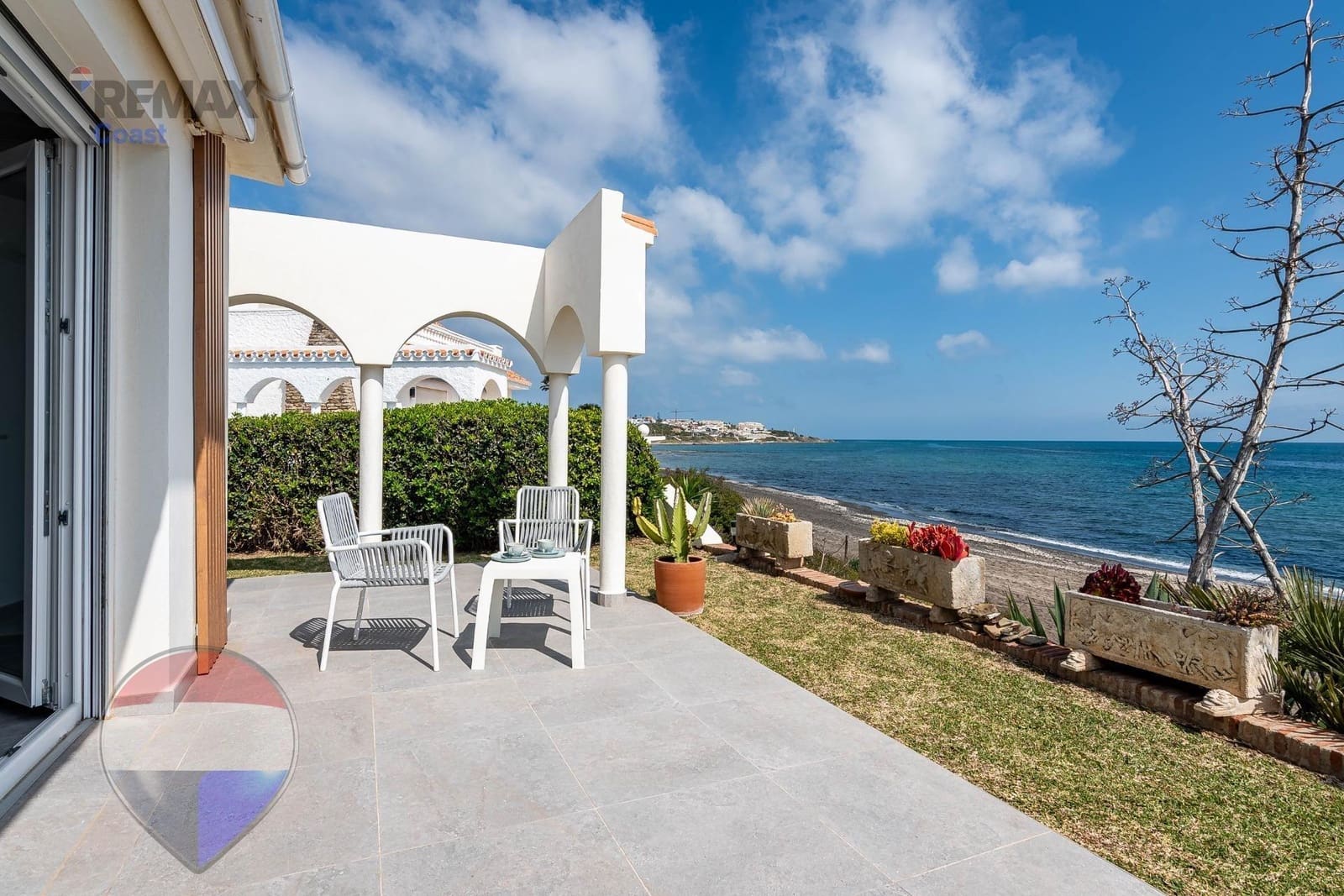 2 soverom Villa til salgs i Mijas med garasje - € 1 100 000 (Ref: 9726772)