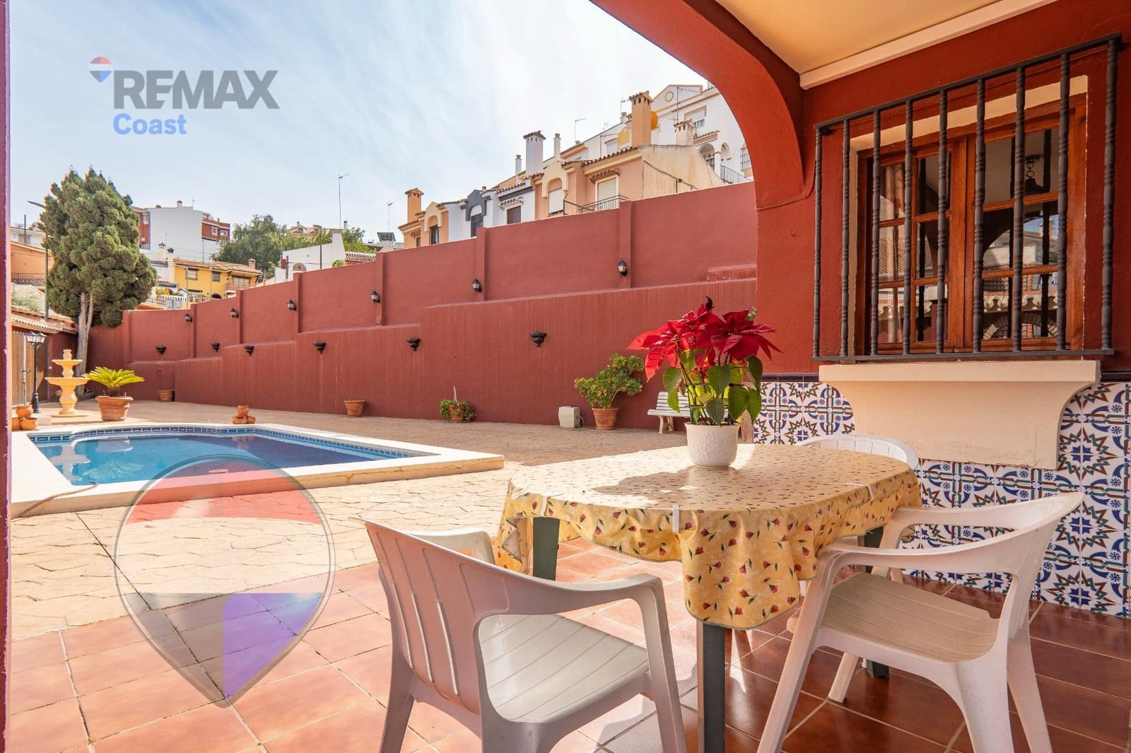 7 Zimmer Villa zu verkaufen in Malaga Stadt mit Pool - 699.000 € (Ref: 9726773)