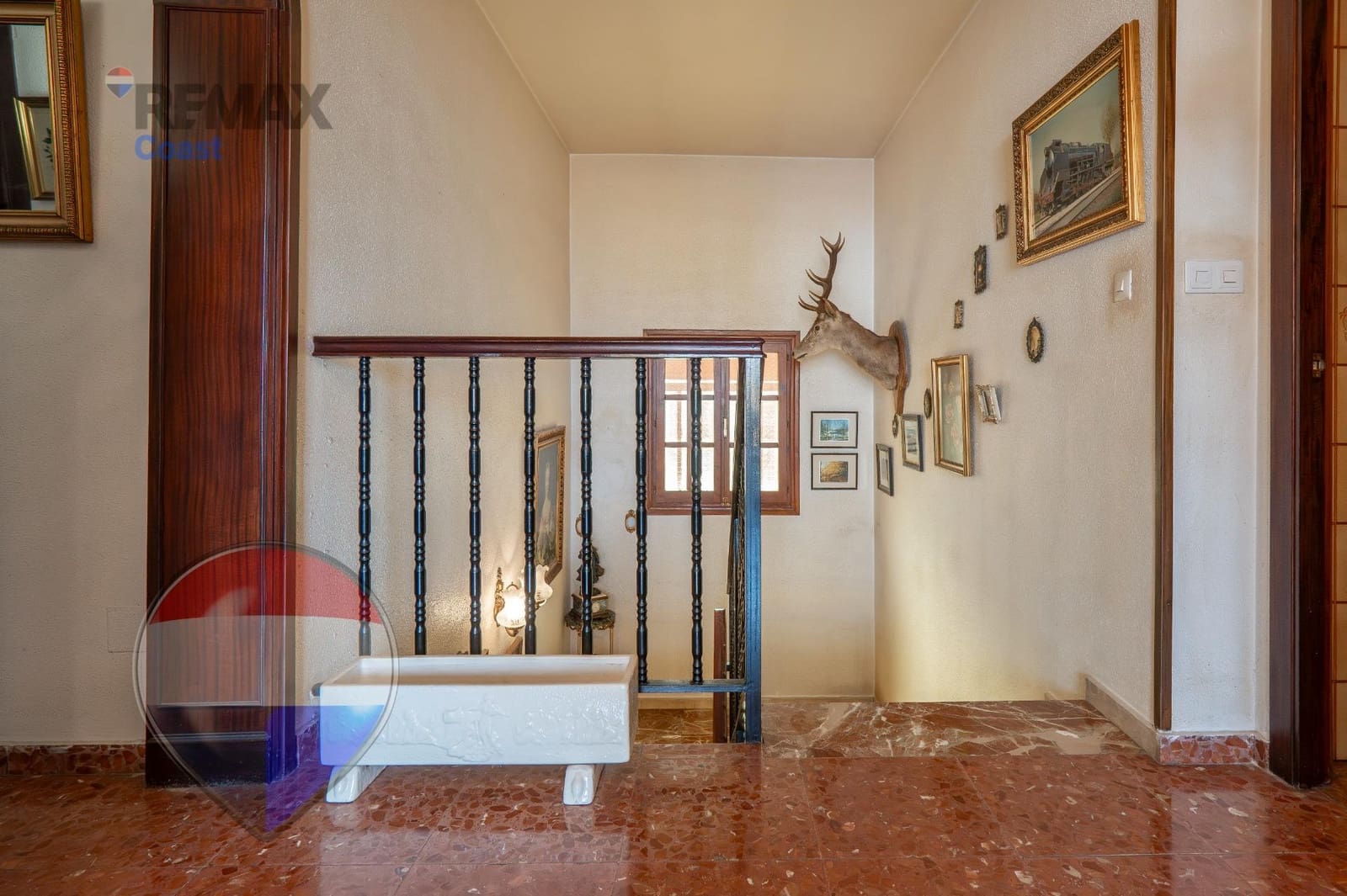 7 Zimmer Villa zu verkaufen in Malaga Stadt mit Pool - 699.000 € (Ref: 9726773)