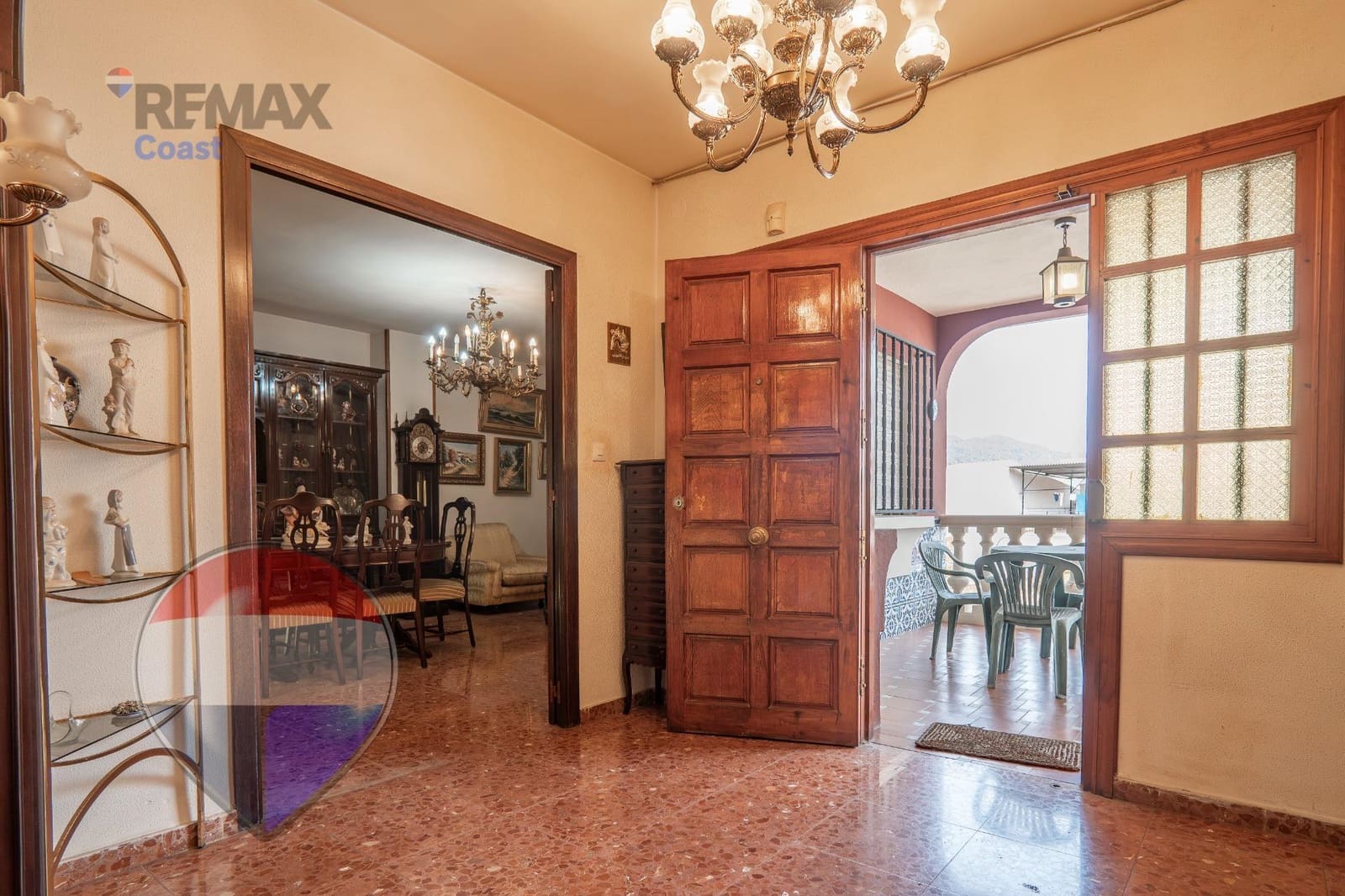 7 Zimmer Villa zu verkaufen in Malaga Stadt mit Pool - 699.000 € (Ref: 9726773)
